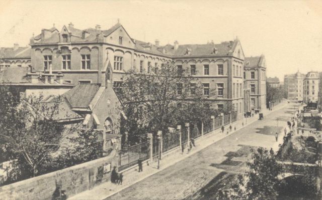 Die alte Krankenanstalt Rudolfstiftung in der Boerhavegasse vor 1900