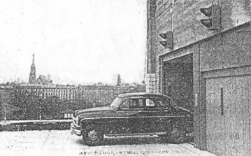 Der Parkplatz auf der Dachterrasse bot einen sch�nen Blick auf die Innenstadt