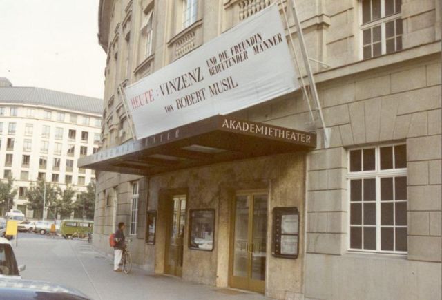 Das Akademietheater in der Lisztstra�e